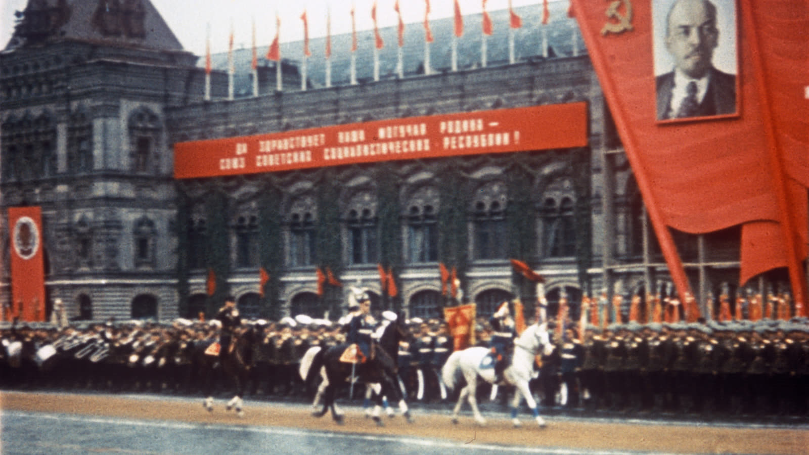 Сталин 24 июня 1945