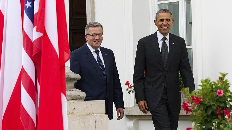 Президент США Барак Обама (справа) с президентом Польши Брониславом Коморовским 