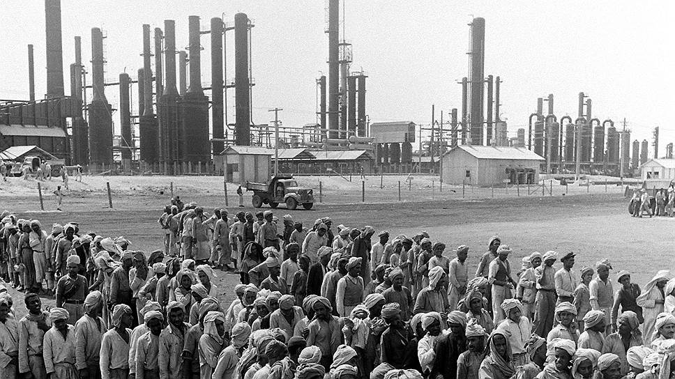 В 1960-1970 годы страна пережила стремительную индустриализацию и урбанизацию. Но вчерашние крестьяне оказались плохой рабочей силой для современной промышленности