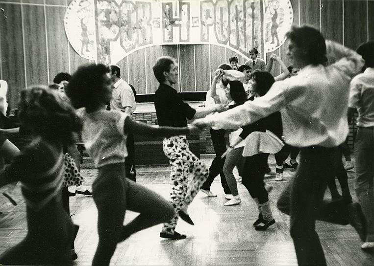Свинг вечеринка 80-х фото
