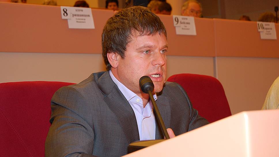 Альберт Старенко согласен с тем, что в Заводском районе Саратова не хватает сельскохозяйственного рынка 