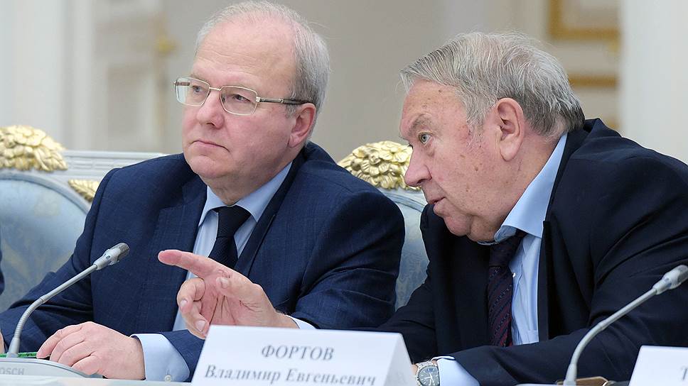 Почему академика Алексея Хохлова не допустили на выборы президента РАН