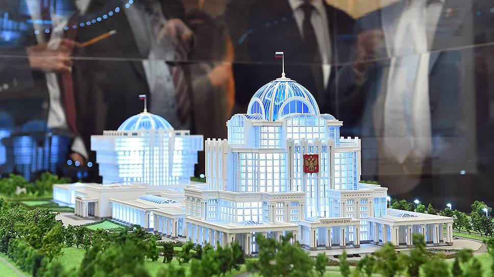Почему оказалась приостановлена реконструкция зданий российского парламента