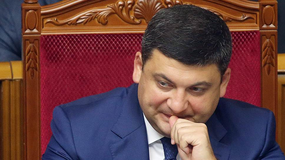 Премьер-министр Украины подает в отставку