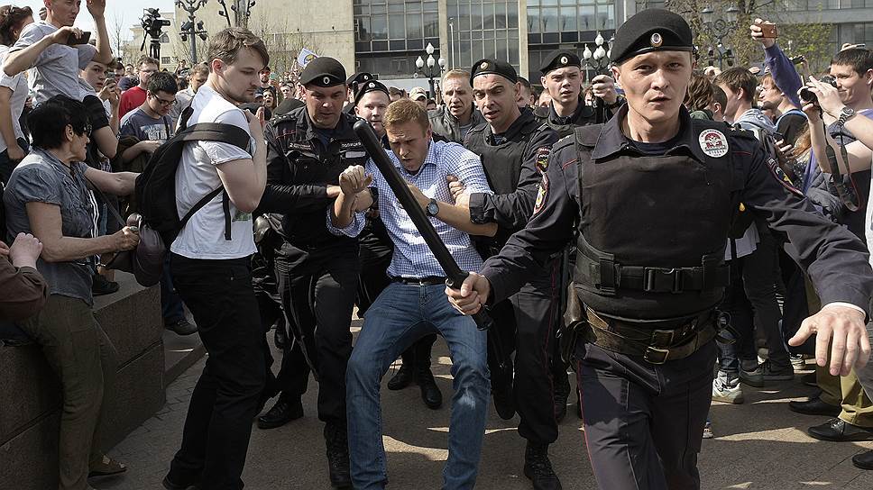 Корреспондент “Ъ FM” — о задержаниях на оппозиционной акции в Москве