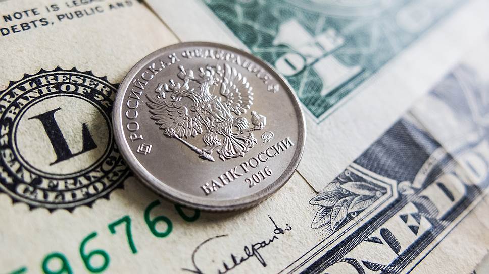 Мнения и прогнозы аналитиков о том, как будет вести себя рубль