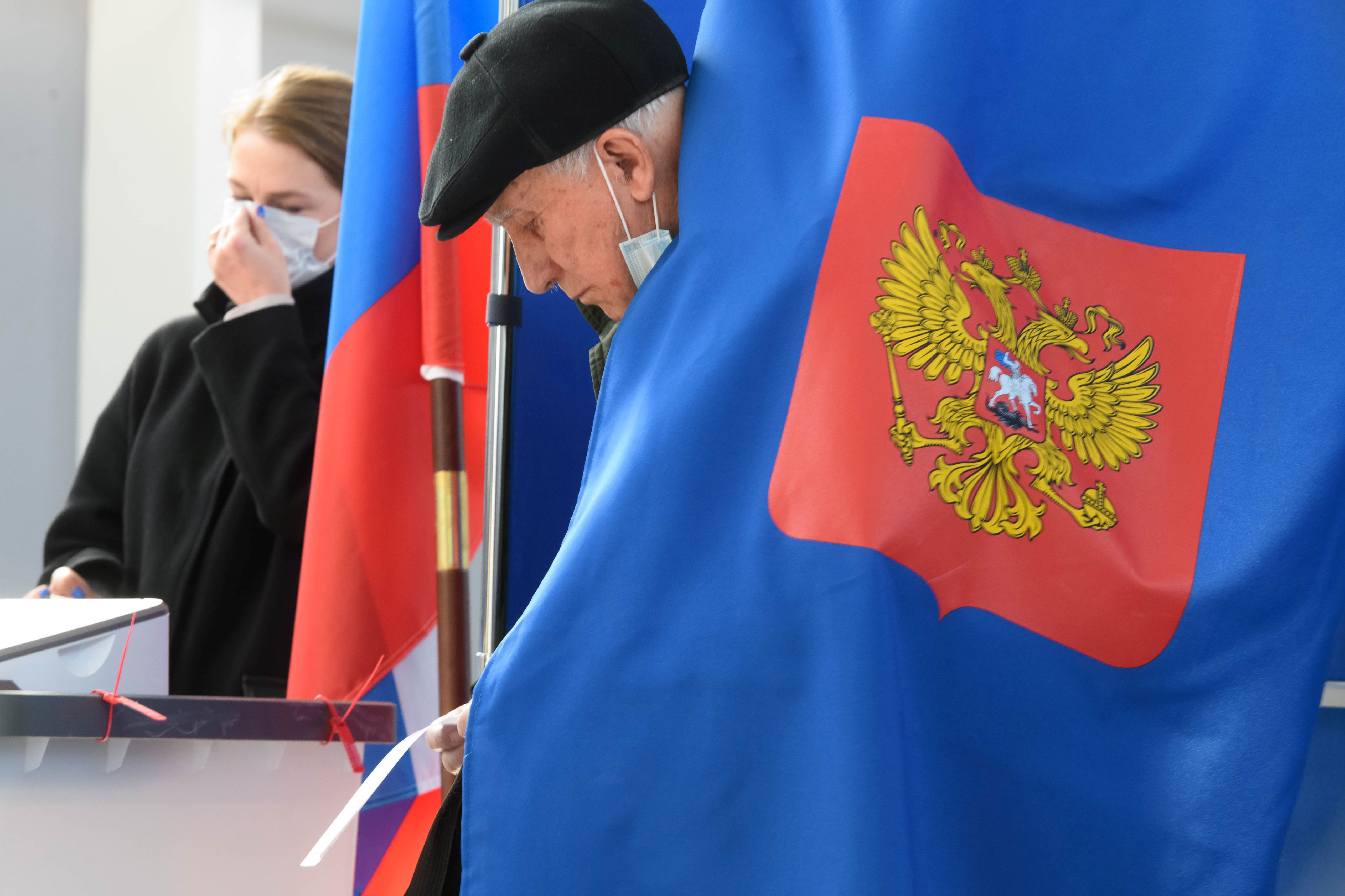Парламент Хакасии может сократить сроки процедуры выборов главы региона и депутатов