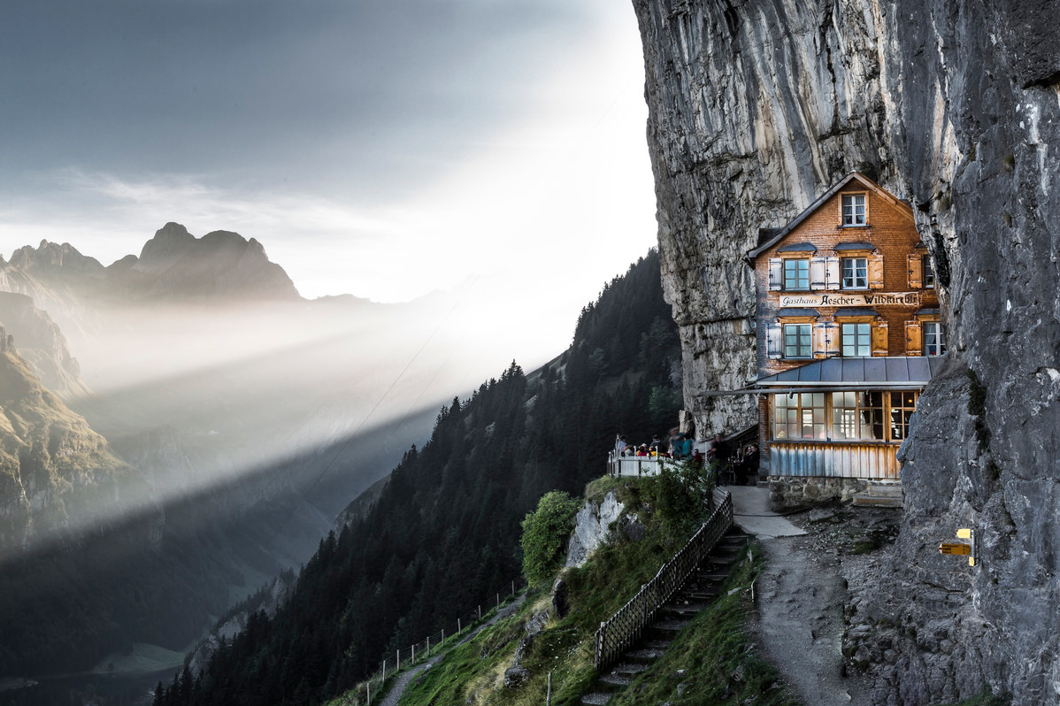 Berggasthaus Aescher в швейцарских Альпах