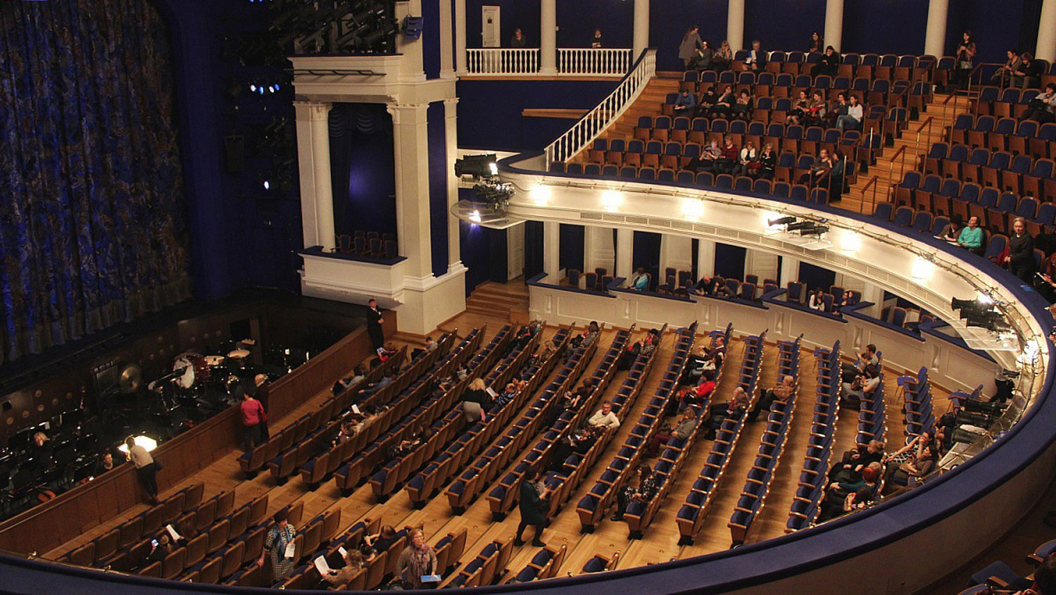 Театр станиславского и немировича данченко зал