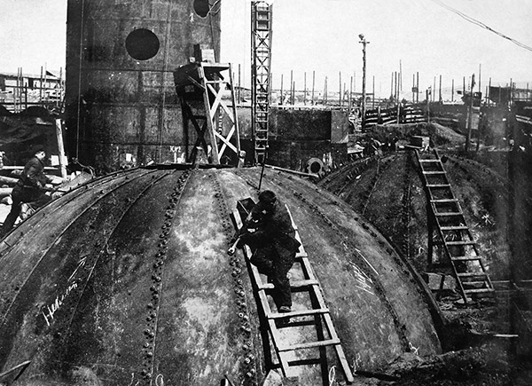 Строительство домны №1. ММК. Сборка купола каупера. 16 августа 1931 г