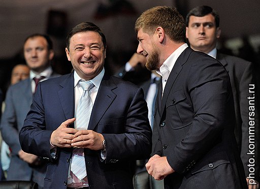 Полпред в СКФО Александр Хлопонин (слева) и глава Чечни Рамзан Кадыров на открытии комплекса высотных зданий &quot;Грозный-Сити&quot;