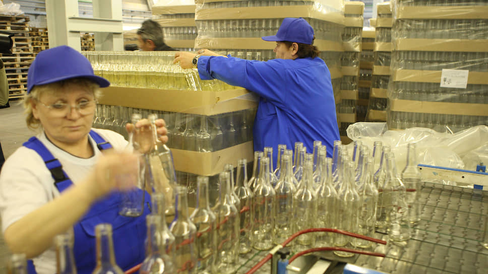 Сейчас Омский стекольный завод производит 390 млн ед. стеклотары в год