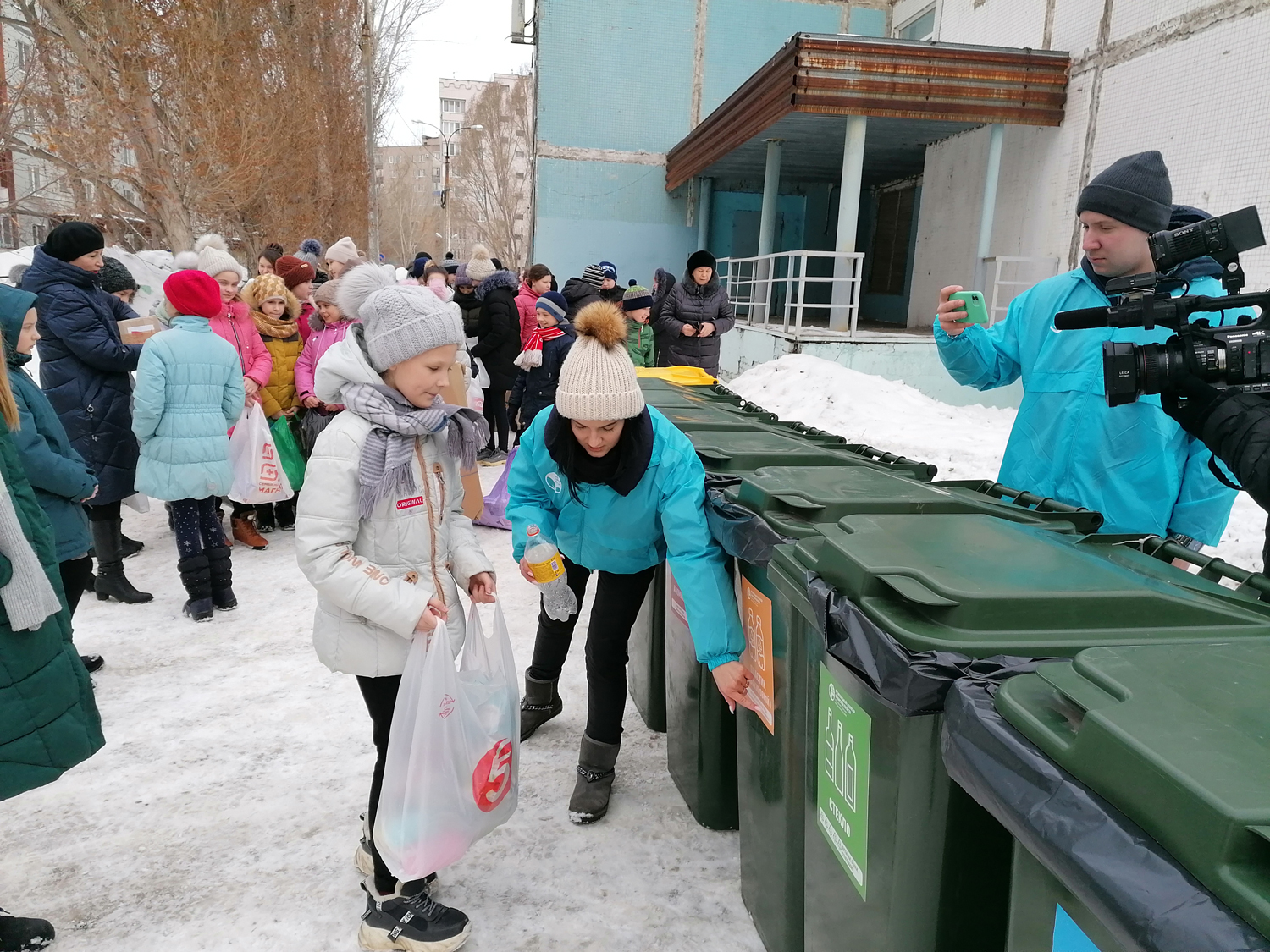Где сдавать пластик в Москве