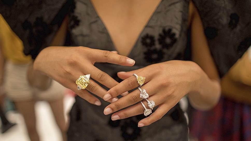 Chopard, кольца, белое золото, желтые и белые бриллианты 

