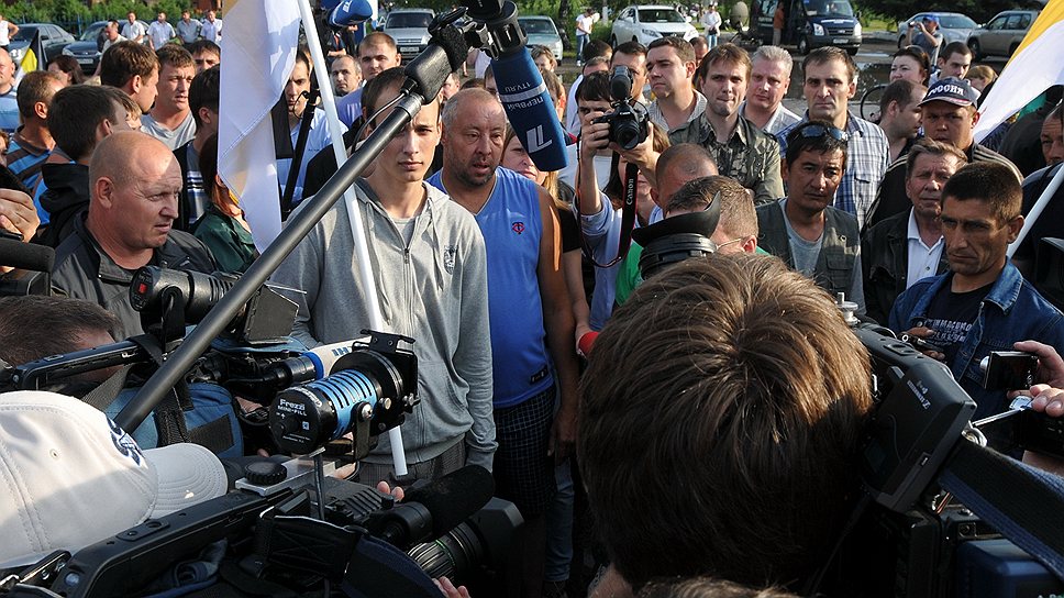 После беспорядков в Пугачеве правоохранительные органы крайне тщательно относятся к расследованию уголовного дела
