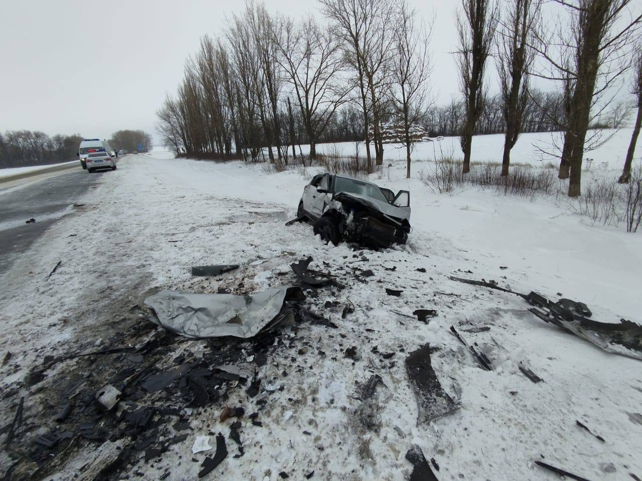 Два человека погибли в столкновении Hyundai и Lada в Курской области –  Коммерсантъ Воронеж