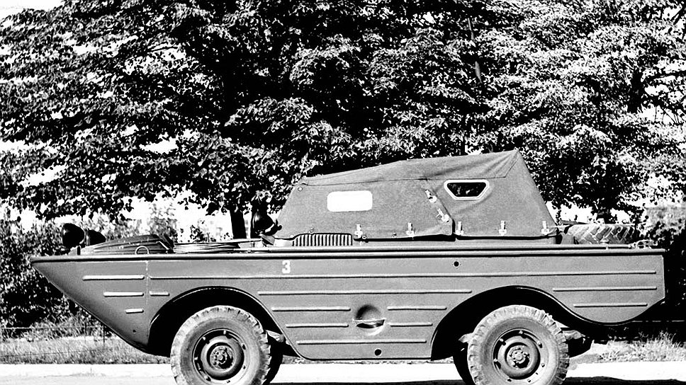 &lt;B>Собственной&lt;/B> оригинальной конструкцией можно назвать ЛуАЗ-967, появившийся в 1961 году - армейскую амфибию малой грузоподъемности с двигателем воздушного охлаждения от «Запорожца» и центральным расположением руля. ЛуАЗ также получил у военных свое обозначение - ТПК, что расшифровывается как «транспортер переднего края». 