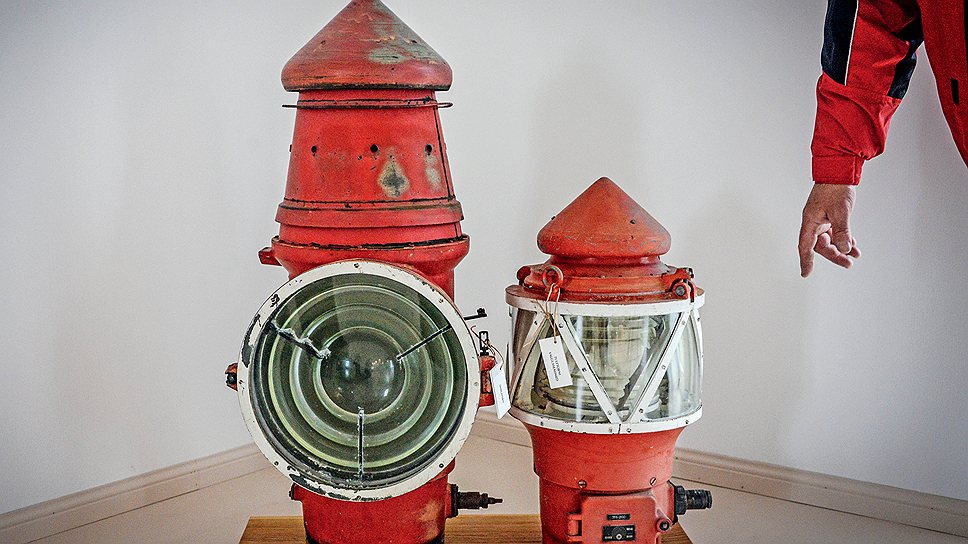 Эти старые лампы когда-то служили на маяке Сырве. Теперь их можно увидеть в офисе управления по навигационным знакам в Курессаре на острове Сааремаа. 