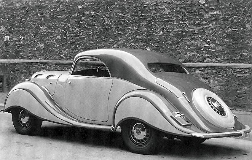 Купе из коллекции Байона оказалось настоящим раритетом. Только лишь 25 экземпляров модели Dynamic 130 построили с таким кузовом в первые два года производства. В итоге на торгах за автомобиль предложили €56 024. Индекс модели 130, обозначавший максимальную скорость, в 1938 году изменили на X76. Полный тираж модели Dynamic с 1936 по 1940 год составил 2742 экземпляра. 