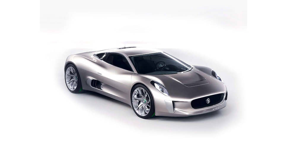 В 2010 году компания Jaguar сделала концепт-кар C-X75 с двумя газовыми турбинами, рассчитанными на дизельное топливо и приводившими в движение четыре электромотора. Запас хода на топливе – 900 километров плюс 110 на аккумуляторе. Скорость – более 300 км/ч, разгон до сотни – за три секунды. Машину планировали выпускать серийно совместно с Williams F1 – правда, уже c обычным поршневым двигателем. Но из-за финансового кризиса эти планы были отменены. Jaguar C-X75 можно увидеть в фильме «Спектр». Правда, сделанные для фильма семь экземпляров только выглядели как C-X75.