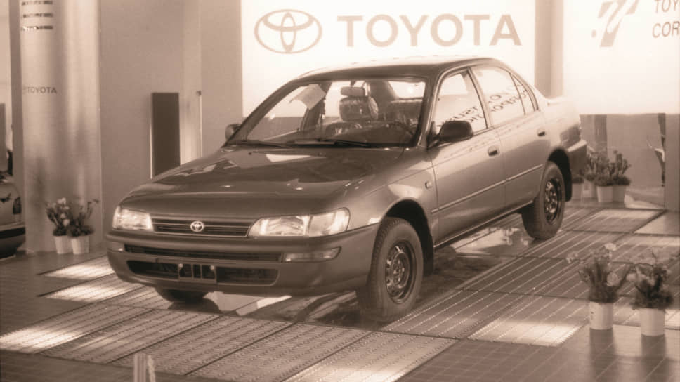 Японские автомобили в СССР и РФ продавали не сами производители, а отдельные, хоть и родственные компании. Например, Toyota представлял торговый дом Toyota Tsusho Corporation