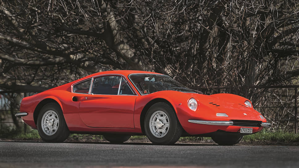 Ferrari Dino 206 GT на заводе компании в Маранелло выпускали всего девять месяцев, весь тираж модели составил около 150 экземпляров. Для участия в Формуле-2 без помощи Fiat этого бы точно не хватило