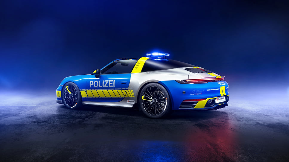 Porsche 911 Targa 4 Tune it! Safe! by TechArt