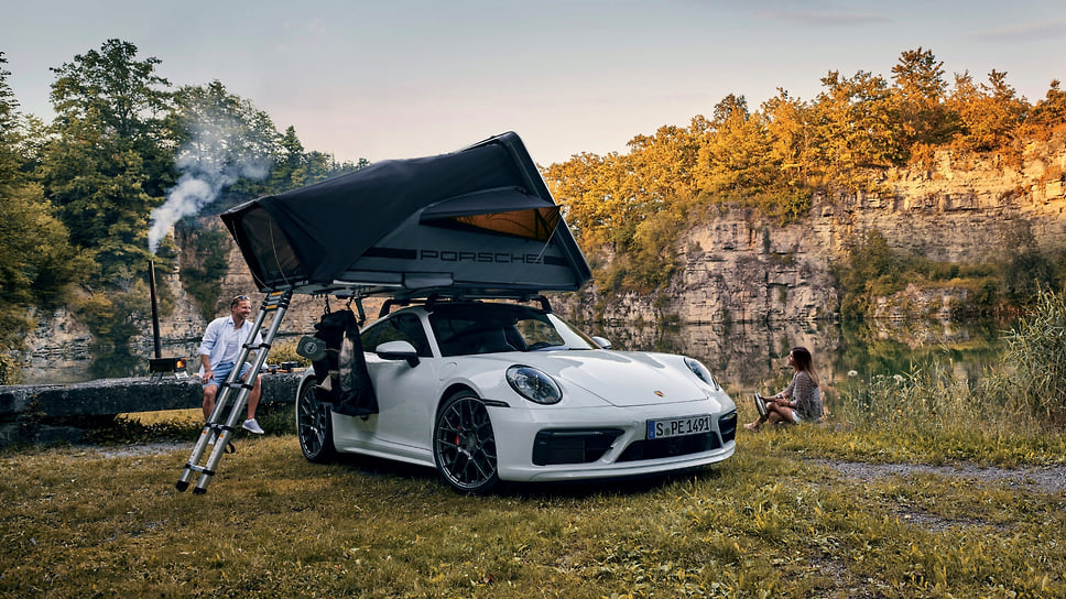Porsche представил фирменную палатку для модели 911 – Коммерсантъ