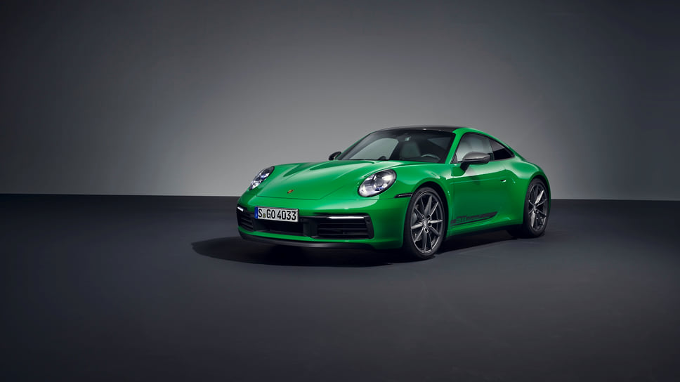 Porsche 911 Carrera S     - 