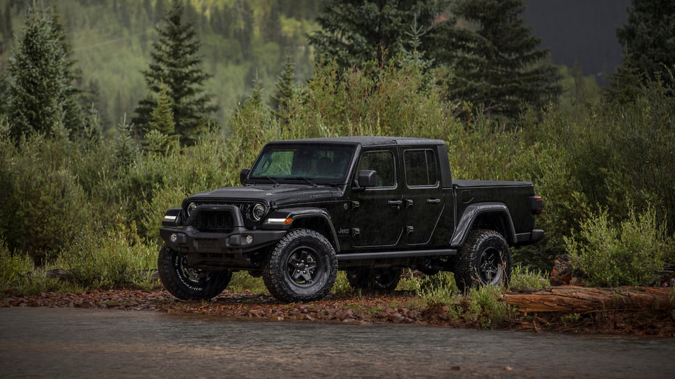 Jeep Gladiator Willys Upfit package by AEV
