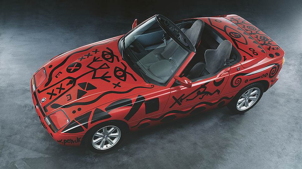Доставшийся Пенку в качестве полотна BMW Z1 восхитил художника, он говорил, что этот автомобиль — показатель креативности инженеров, его создавших. Пенк покрыл автомобиль своей росписью, в которой использован один из главных мотивов своих работ — «человечка из черточек» с поднятыми вверх руками