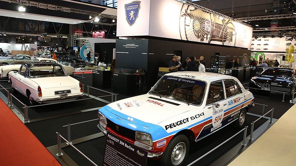 В рамках выставки две легендарные модели Peugeot отпраздновали свои юбилеи: 203 — 70-летие, а 504 — 50-летие!