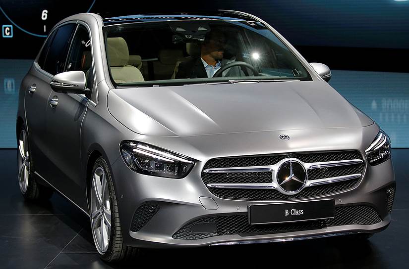 Еще в начале года Mercedes-Benz показал новый хэтчбек A-класса, и сейчас настало время соплатформенного компактвэна Mercedes-Benz B-Class, публичный дебют которого состоялся в Париже
