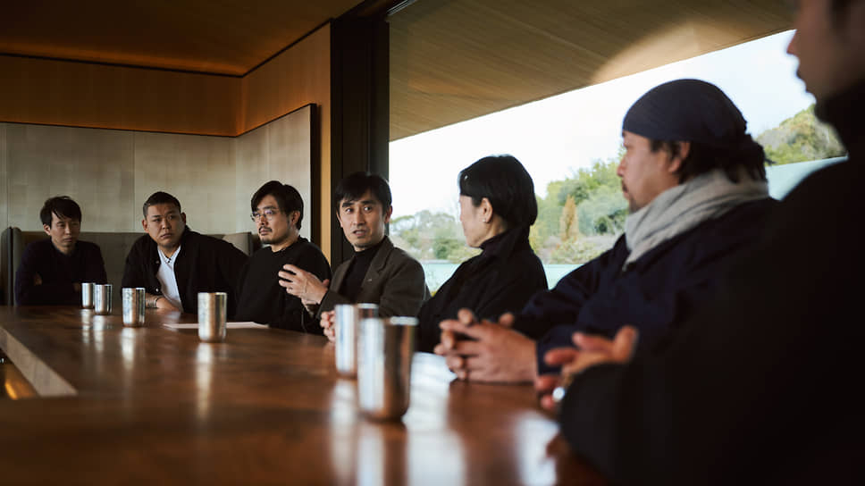 Мастера из Киото, с которыми беседовал господин Накамура, это — Тацуюки Косуга, Шуджи Накагава, Эрико Хорики, Такахиро Яги, Тору Цудзи и Хосай Мацубаяси