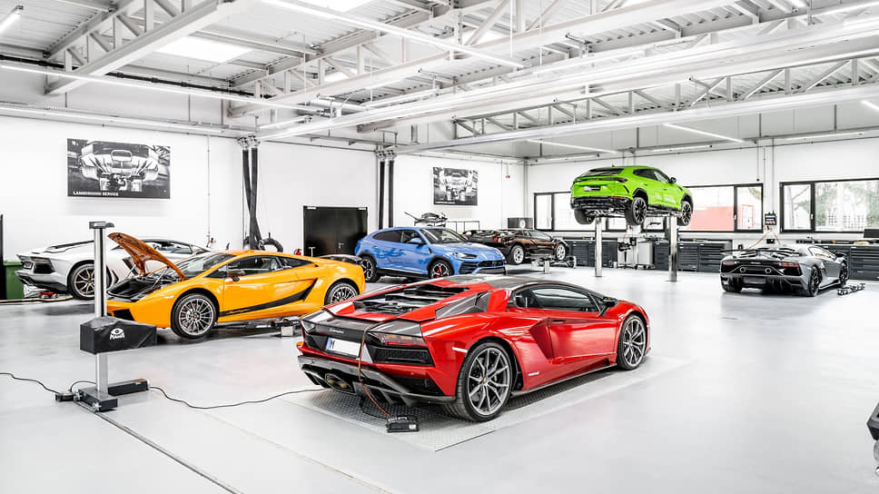 Компания Lamborghini открыла новый дилерский центр в Мюнхене
