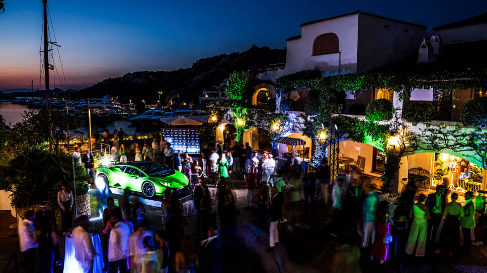 В отеле Poltu Quatu на Сардинии прошла грандиозная вечеринка Lamborghini Summer Dinner 