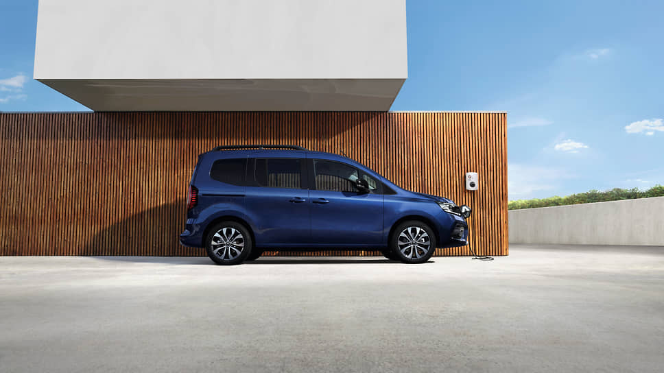 Бренд Renault представил новую модификацию компактвэна Kangoo — электрический E-Tech Electric