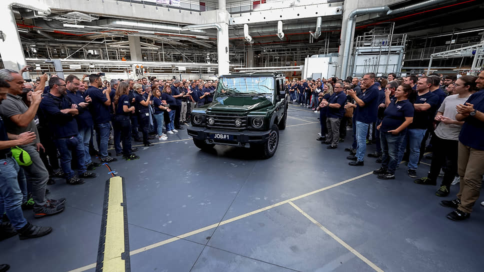 Октябрь 2022. Компания Ineos Automotive начала серийное производство внедорожника Grenadier 4x4 на своем заводе в Хамбахе