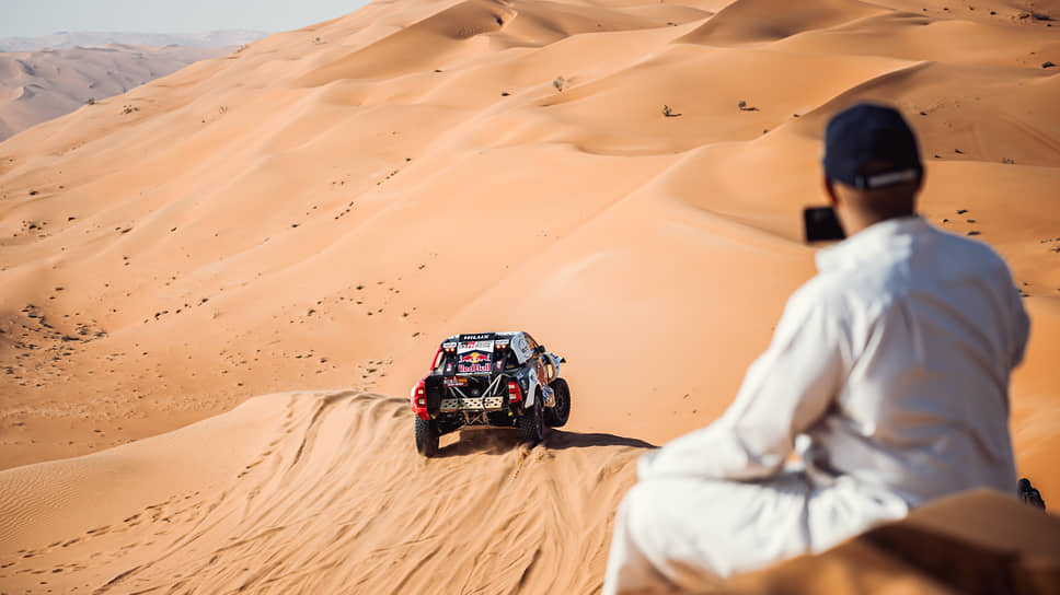 В Саудовской Аравии завершился самый известный ралли-рейд в мире — «Дакар». Яркие моменты гонки — в галерее «Автопилота».