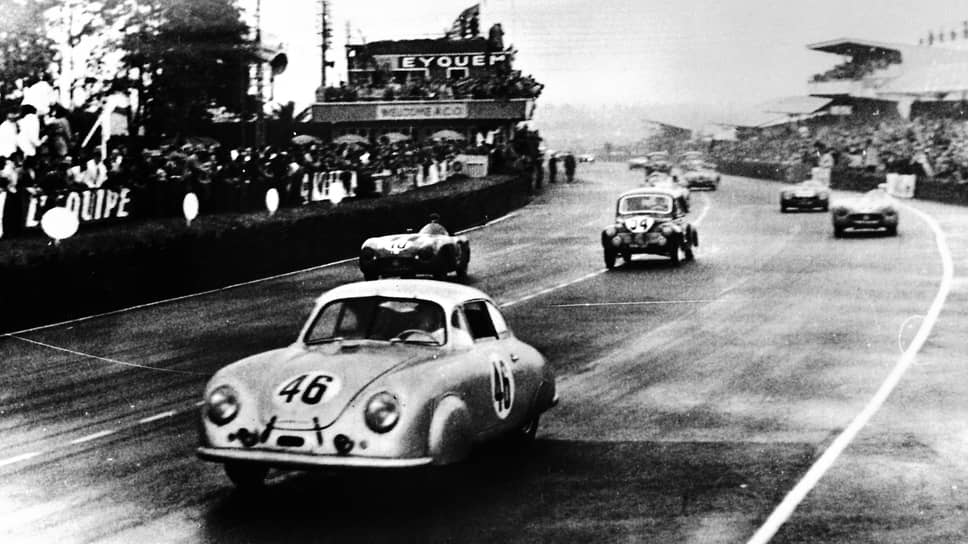 Первая победа автомобилей марки в международных гонках была одержала в июне 1951 года в Ле-Мане парой купе Porsche 356/2. А спустя год автомобили марки Porsche на гонках называли не иначе как «акулами в пруду с окунями»