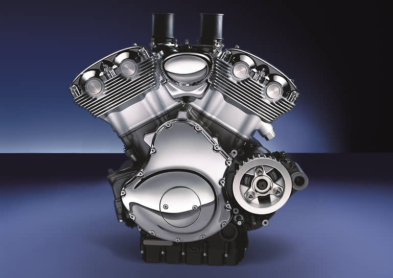 В 2002 году отделение Porsche Engineering на основе гоночного двигателя разработало для культовых американских мотоциклов Harley-Davidson мотор V2 мощностью 120 л.с. под названием Revolution Engine. В частности, такой двигатель устанавливается на модели V-Rod и имеет объем 1131 куб.см, водяное охлаждение и электронное управление впрыском топлива. А самое главное — дает характерный звук мотора, особенно радующий слух фанатов Harley-Davidson