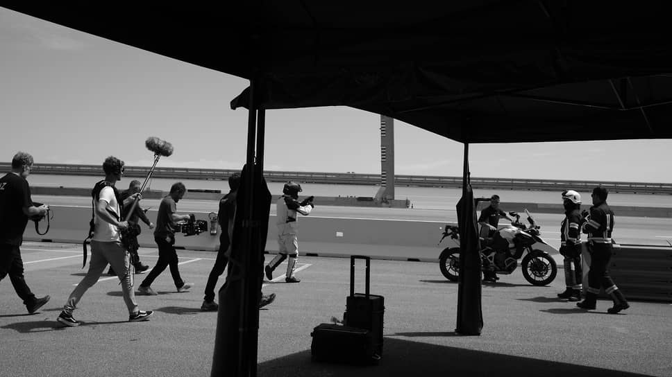 Испанский мотогонщик Иван Сервантес, пятикратный чемпион мира по эндуро и посол марки Triumph, официально попал в Книгу рекордов Гиннесса за «Наибольшее расстояние, пройденное на мотоцикле за 24 часа». Рекорд был установлена на мотоцикле Triumph Tiger 1200 GT Explorer