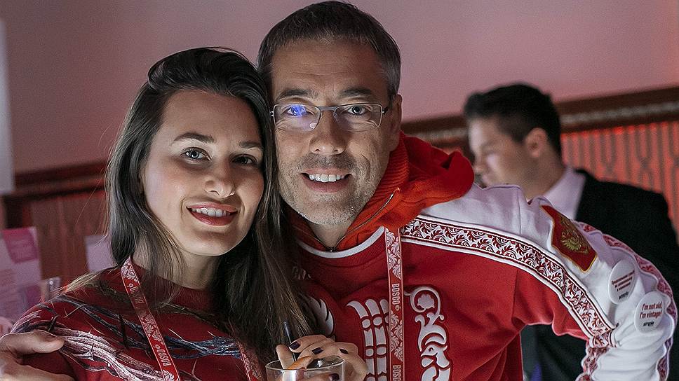 Президент компании Simple Максим Каширин с супругой Алиной на Олимпийской вечеринке Первого канала