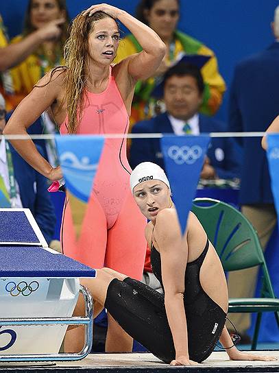 На выступления Юлии Ефимовой в Рио болельщики поначалу реагировали довольно резко. Сама спортсменка (на фото — с подругой по команде Вероникой Поповой), по ее словам, сумела отнестись к этому хладнокровно: &quot;Пусть покажут себя. А я себя&quot;