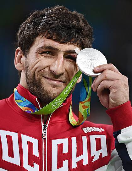 Аниуар Гедуев, серебряный призер Игр в вольной борьбе в категории до 74 кг
