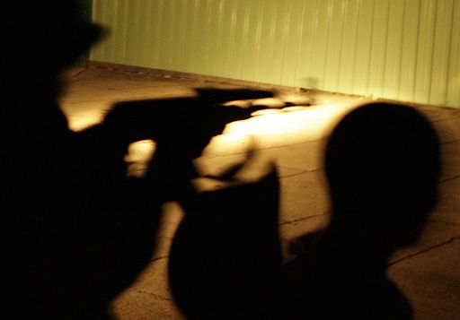 16.03.2009 В столице Мадагаскара подразделения вооруженных сил, поддержавшие оппозицию, захватили дворец президента, а также здание Центрального банка