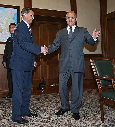 Владимир Путин (справа) и Сергей Иванов