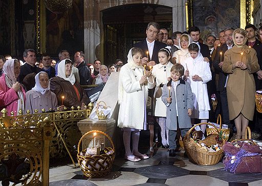 19.04.09 Православные христиане отметили праздник Воскресения Христова. Украина