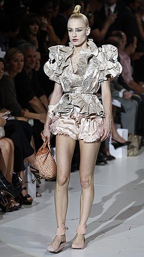 С 10 по 17 сентября в рамках нью-йоркской Недели моды дизайнеры представили коллекции сезона весна-лето 2010