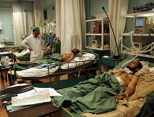 17.09.2009 В Кабуле, рядом с посольствами США и Великобритании, прогремел мощный взрыв. Погибли 16 человек